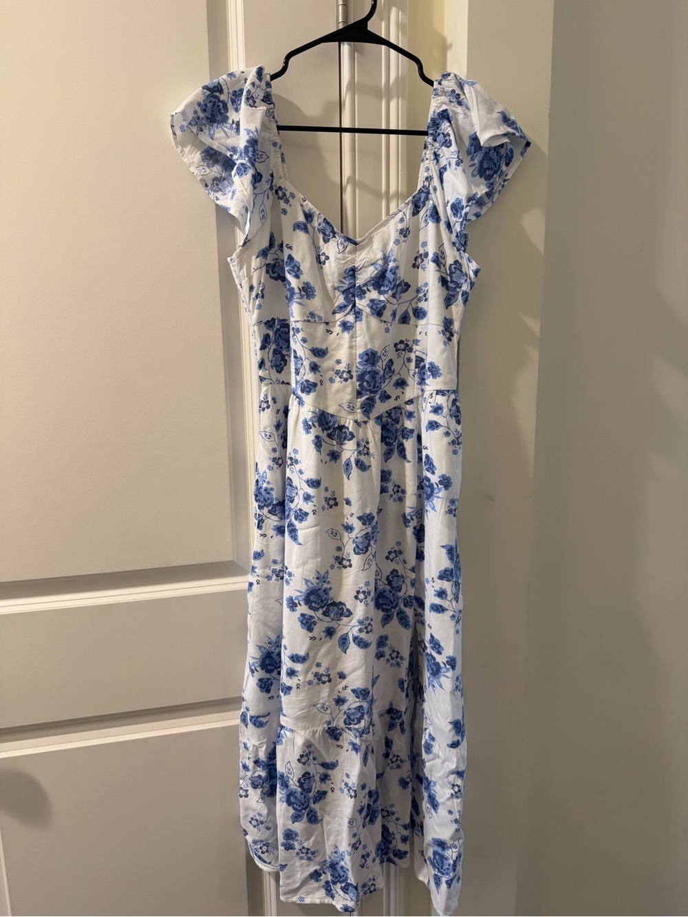 Blue Floral Midi Dress with Flutter Sleeves